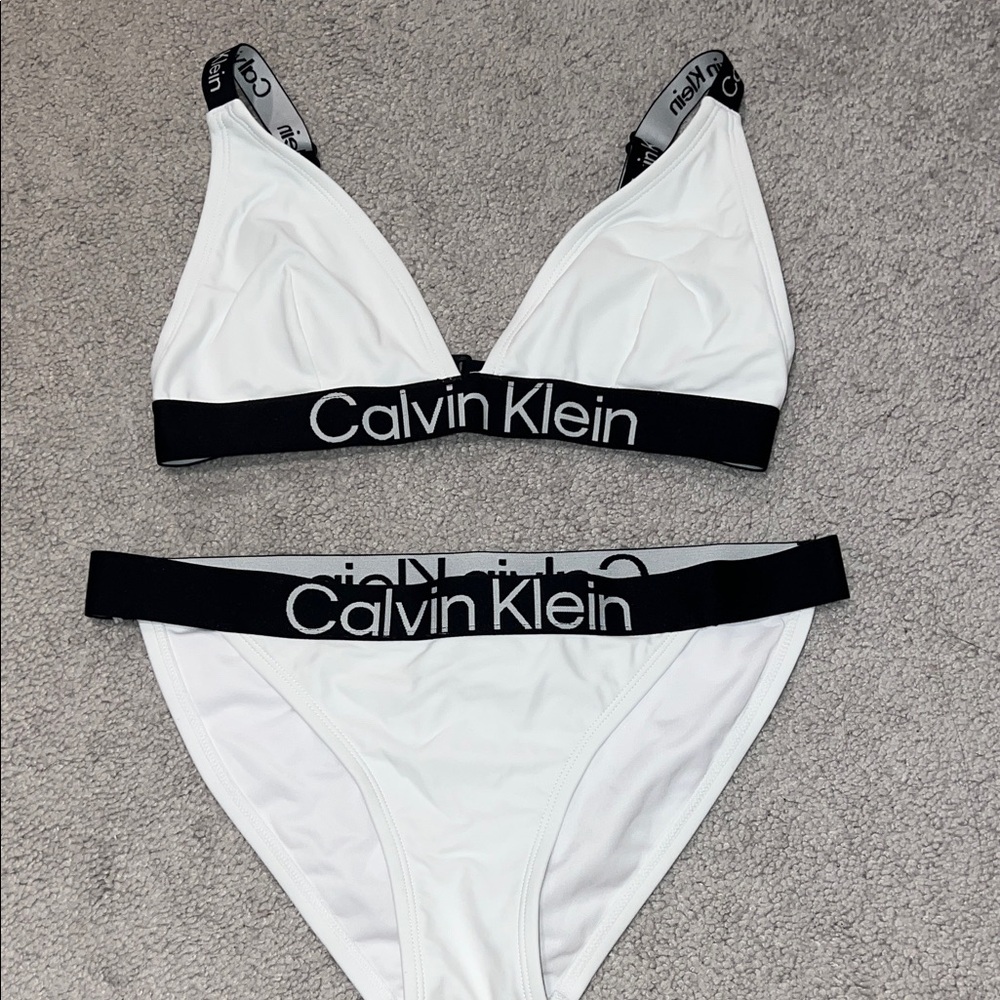 Calvin Klein White and Black Bikini Set Size M